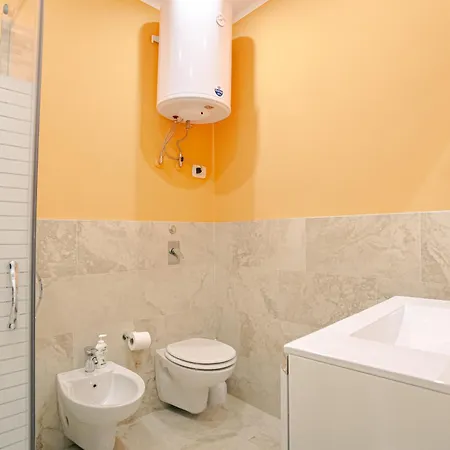 Lake View Apartament *
